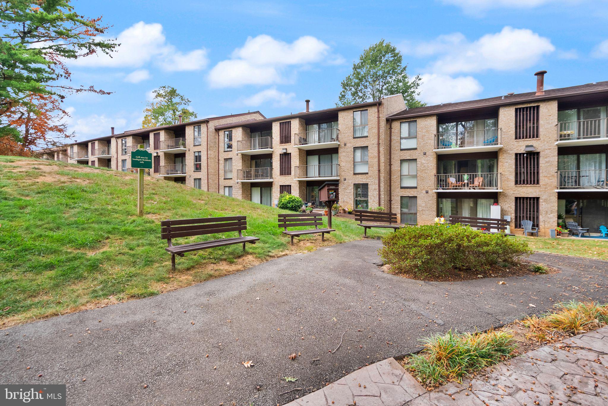 2042 Royal Fern Court, Unit 1B Reston, VA 20191 - Photo 39 of 51