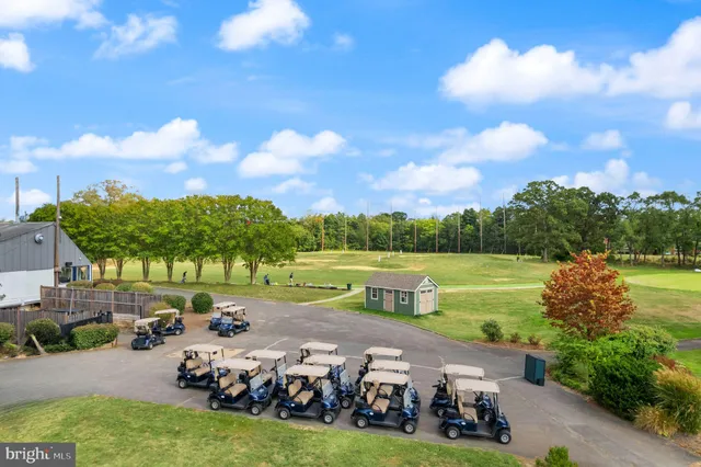 $317,500 | 2042 Royal Fern Court, Unit 1B, Reston, VA 20191