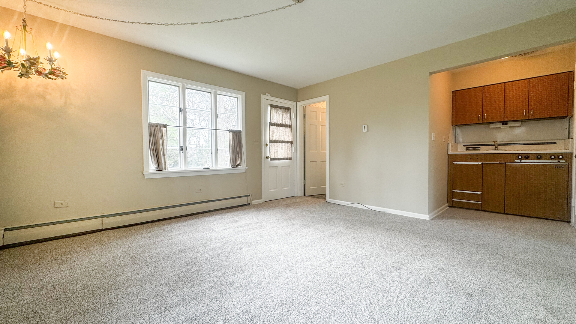 1848 North Sheridan Road Waukegan, IL 60087 - Photo 15 of 27