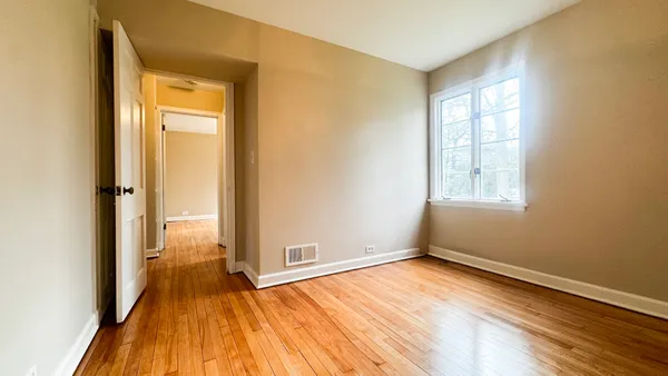 $289,900 | 1848 North Sheridan Road, Waukegan, IL 60087