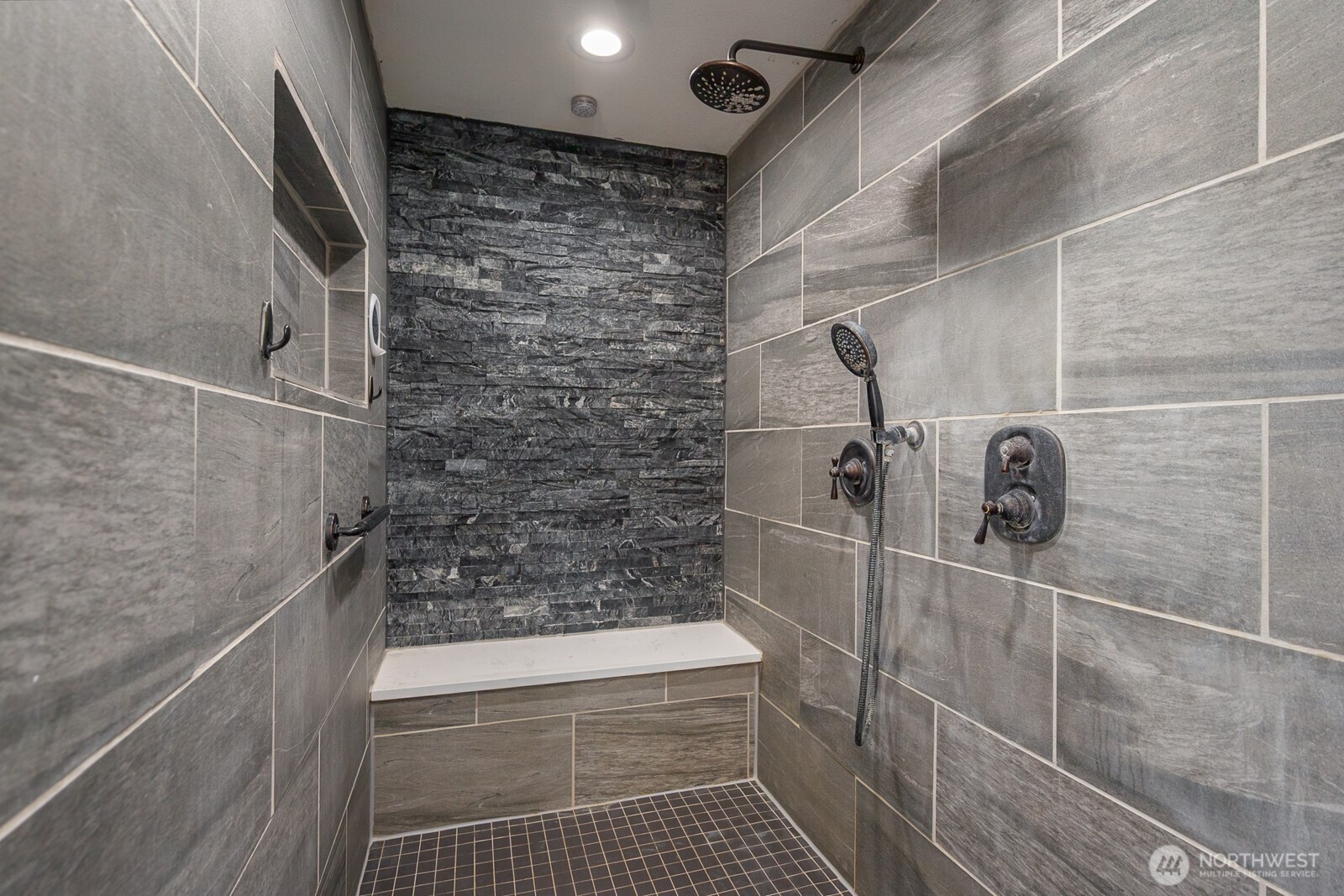 2096 Hamilton Road Northeast Moses Lake, WA 98837 - Photo 24 of 38
