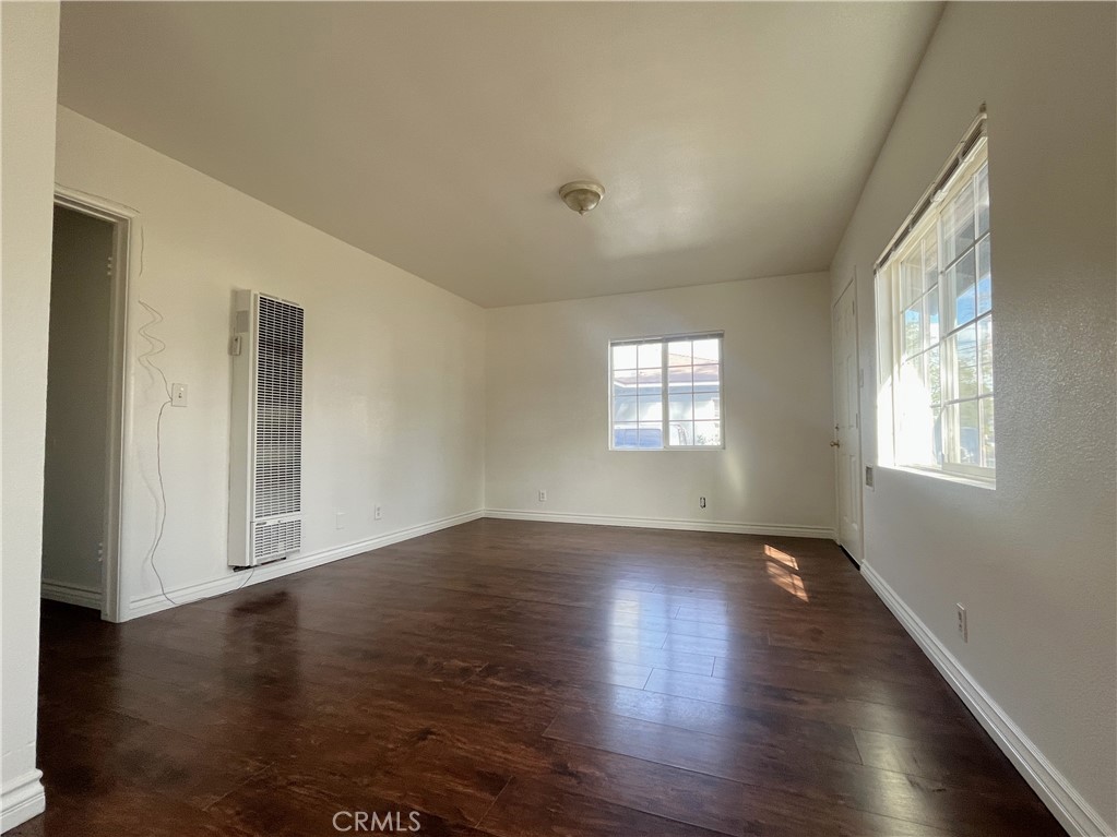 3855 Locust Street Riverside, CA 92501 - Photo 4 of 18