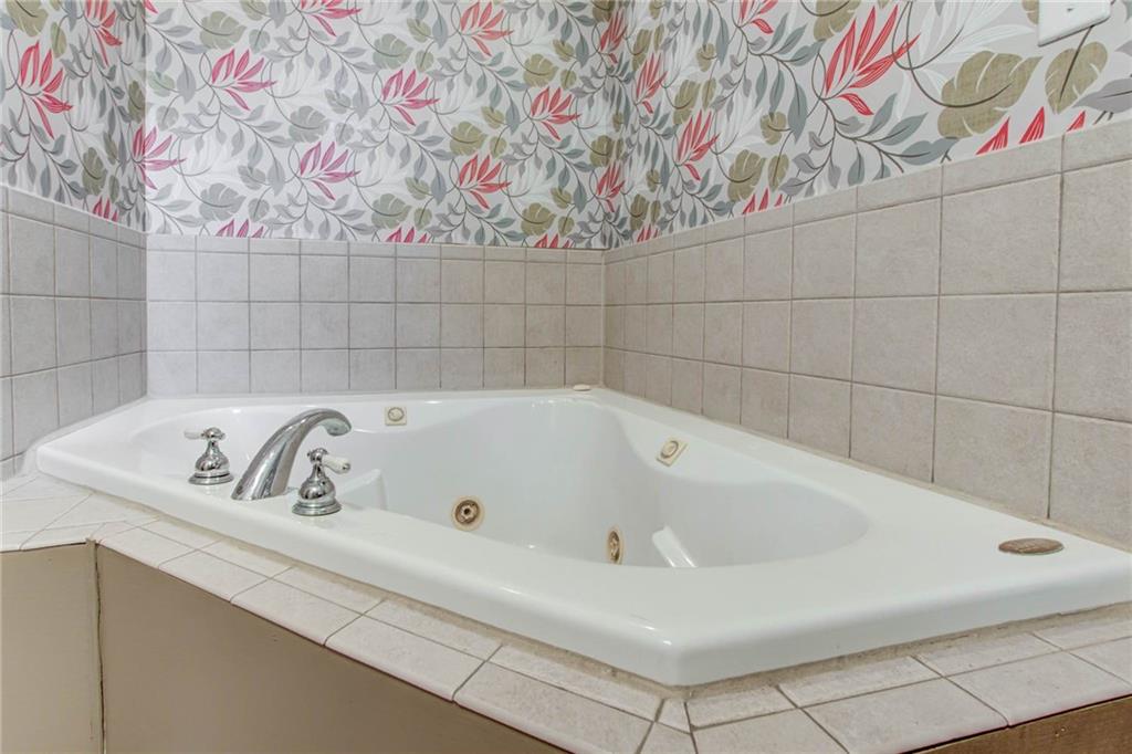 3133 Valley Farms Road Indianapolis, IN 46214 - Photo 17 of 25 Gallery Image 17
