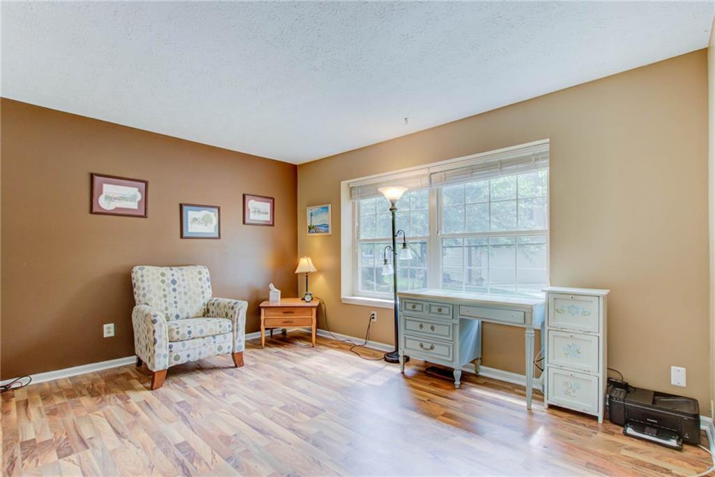 3133 Valley Farms Road Indianapolis, IN 46214 - Photo 10 of 25 Gallery Image 10