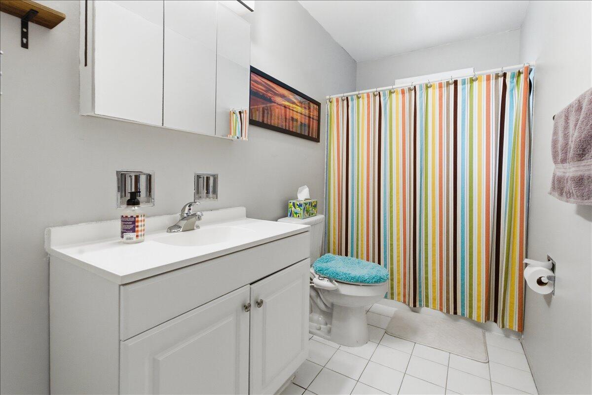 12450 39th Avenue Pleasant Prairie, WI 53158 - Photo 14 of 25 10-12450 39TH AVE, PLEASANT PRAIRIE, WI