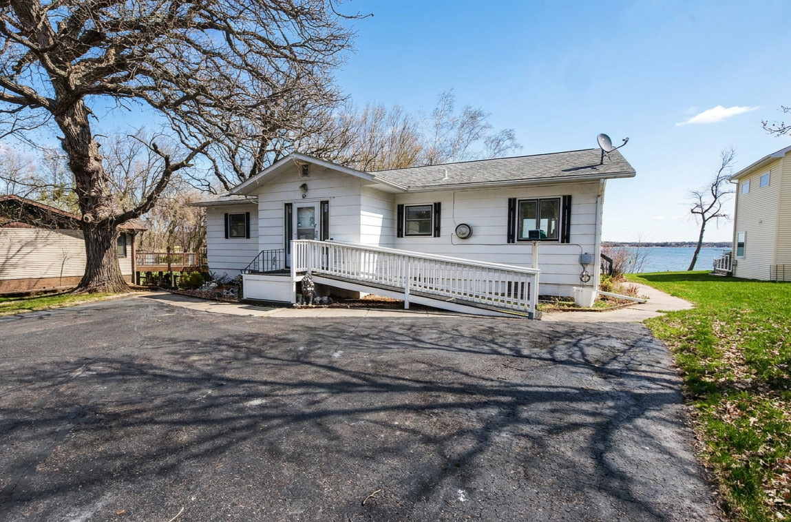 20645 Oakland Beach Road Detroit Lakes, MN 56501 - Photo 2 of 106