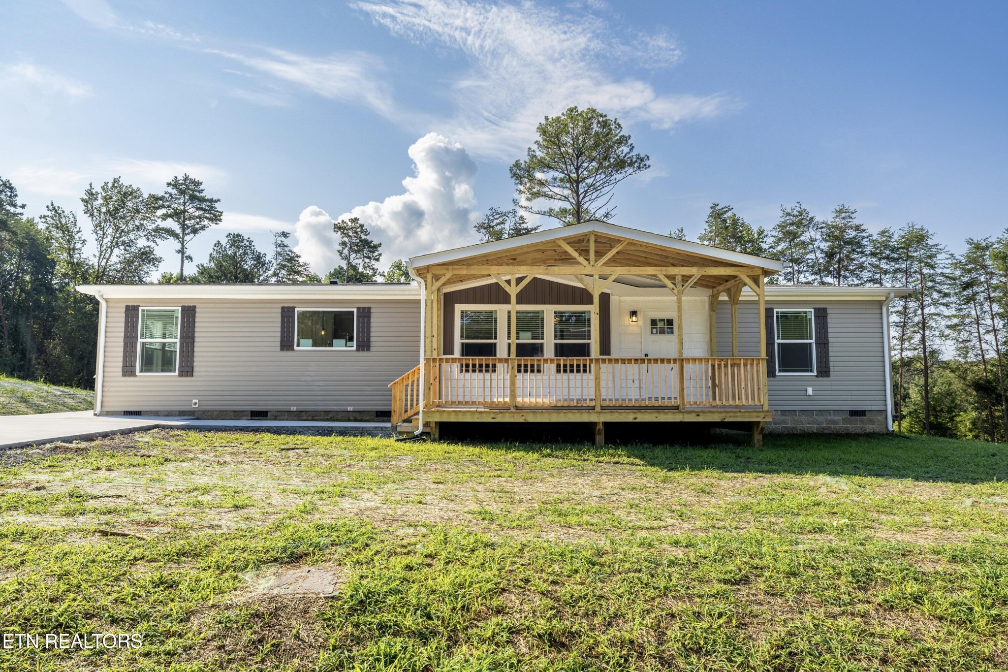 272 Sable Road Spring City, TN 37381 - Photo 1 of 49 Gallery Image 1