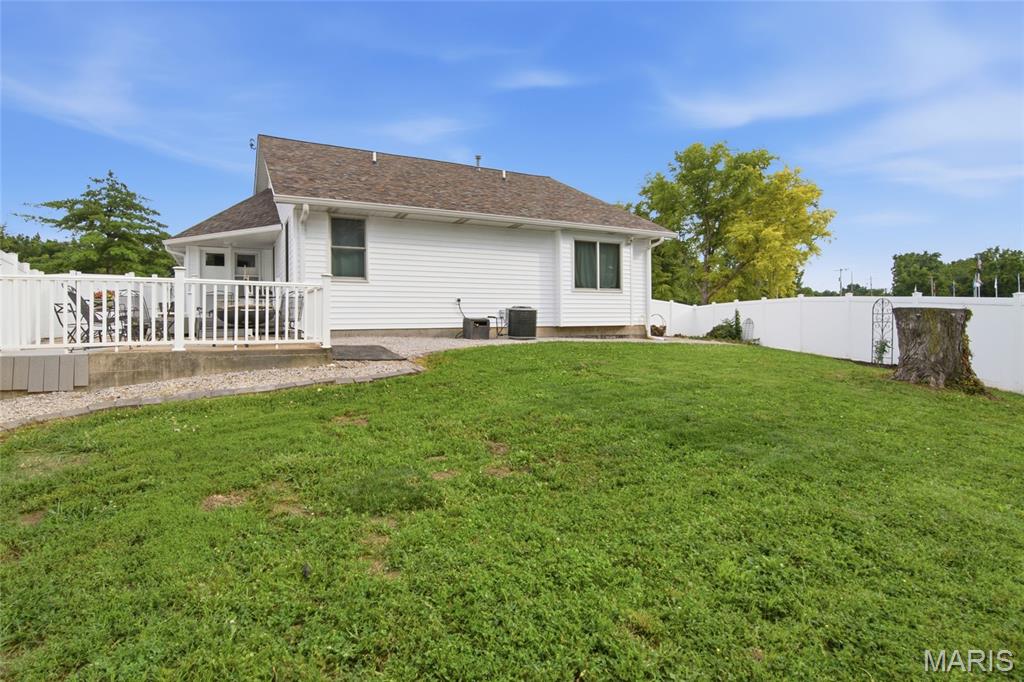 403 East Locust Street Columbia, IL 62236 - Photo 12 of 23