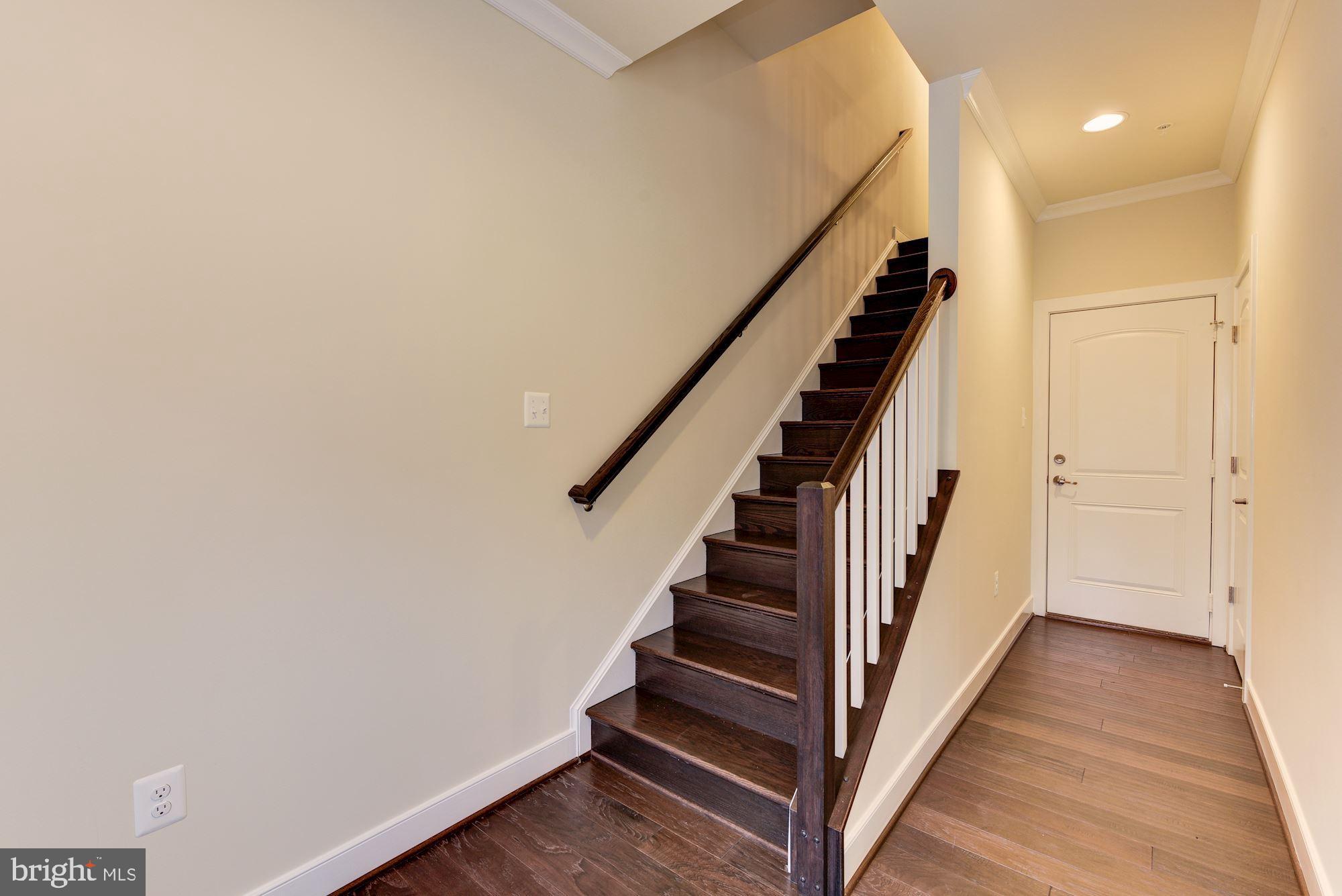 112 Kepler Drive Gaithersburg, MD 20878 - Photo 5 of 45