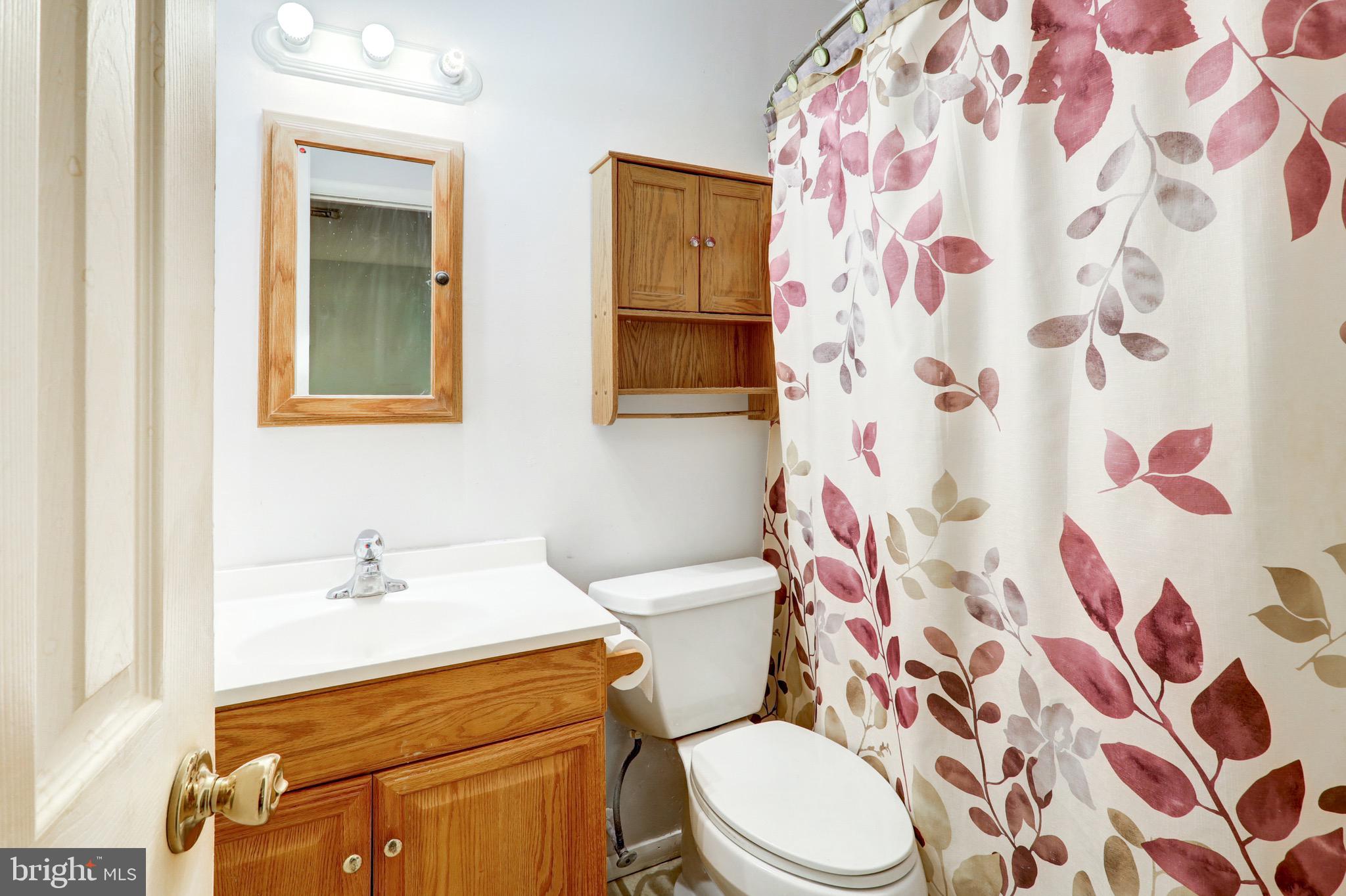156 Warren Way Lancaster, PA 17601 - Photo 16 of 27 Gallery Image 16