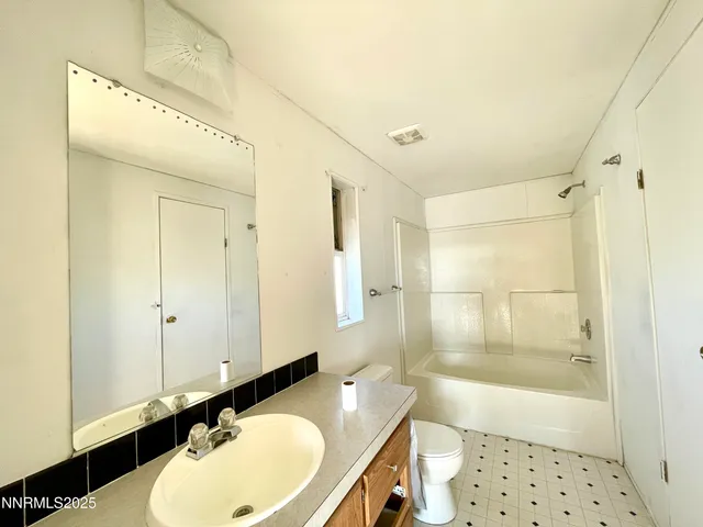 $270,000 | 6055 Amos Drive, Winnemucca, NV 89445