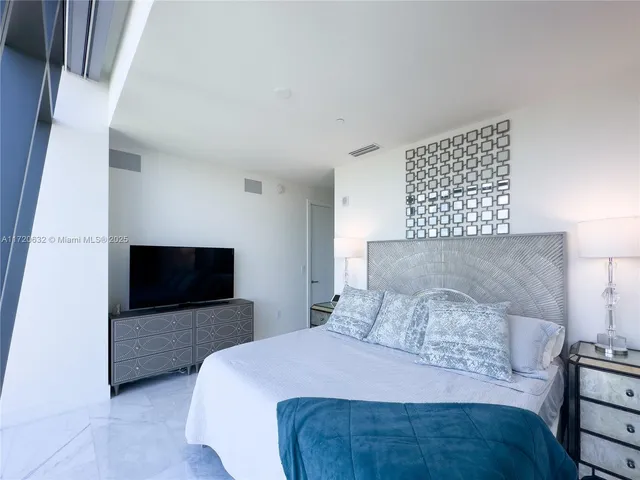 $3,250,000 | 1451 Brickell Avenue, Unit 4503, Miami, FL 33131