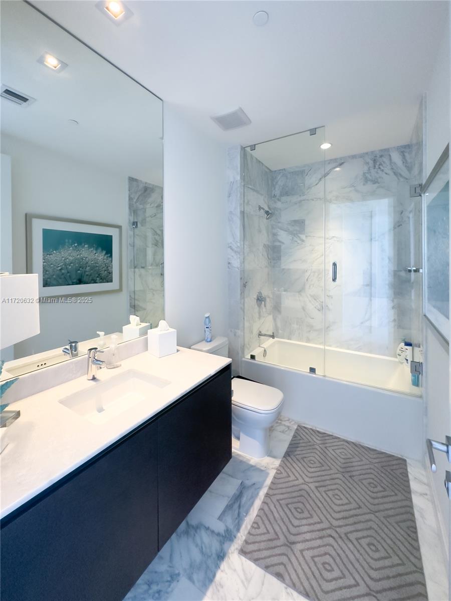 1451 Brickell Avenue, Unit 4503 Miami, FL 33131 - Photo 19 of 24