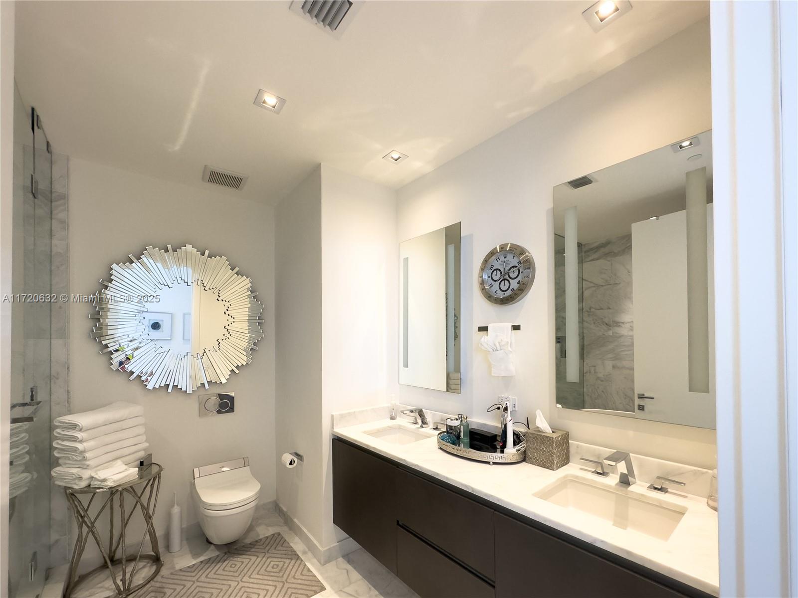 1451 Brickell Avenue, Unit 4503 Miami, FL 33131 - Photo 8 of 24