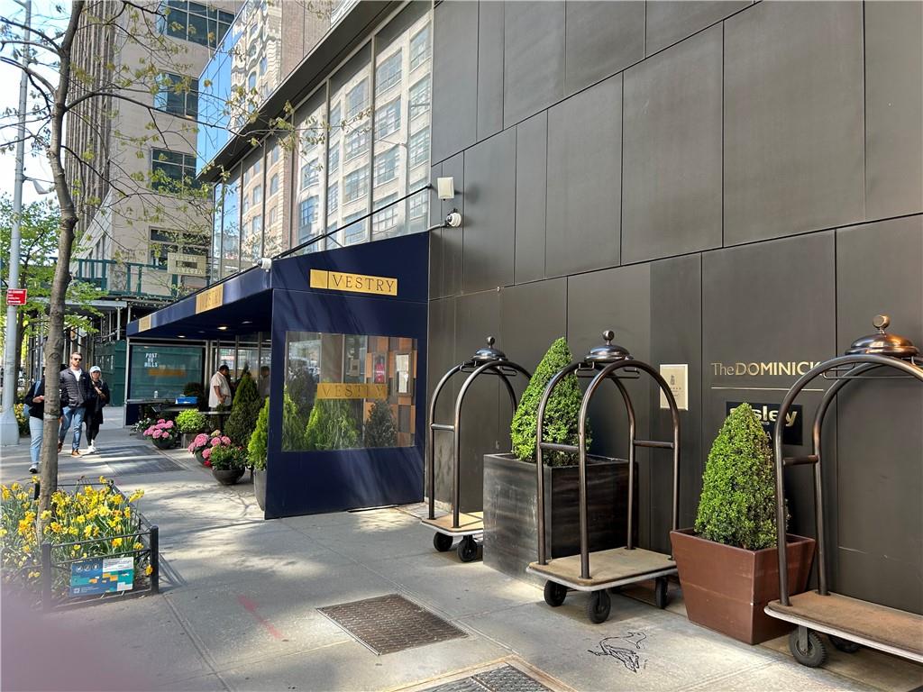 246 Spring Street, Unit 1502 Manhattan, NY 10013 - Photo 5 of 16