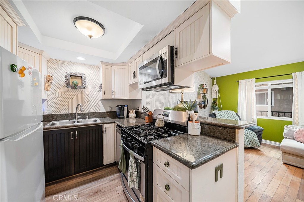 1100 Walnut Avenue, Unit 4 Long Beach, CA 90813 - Photo 13 of 31