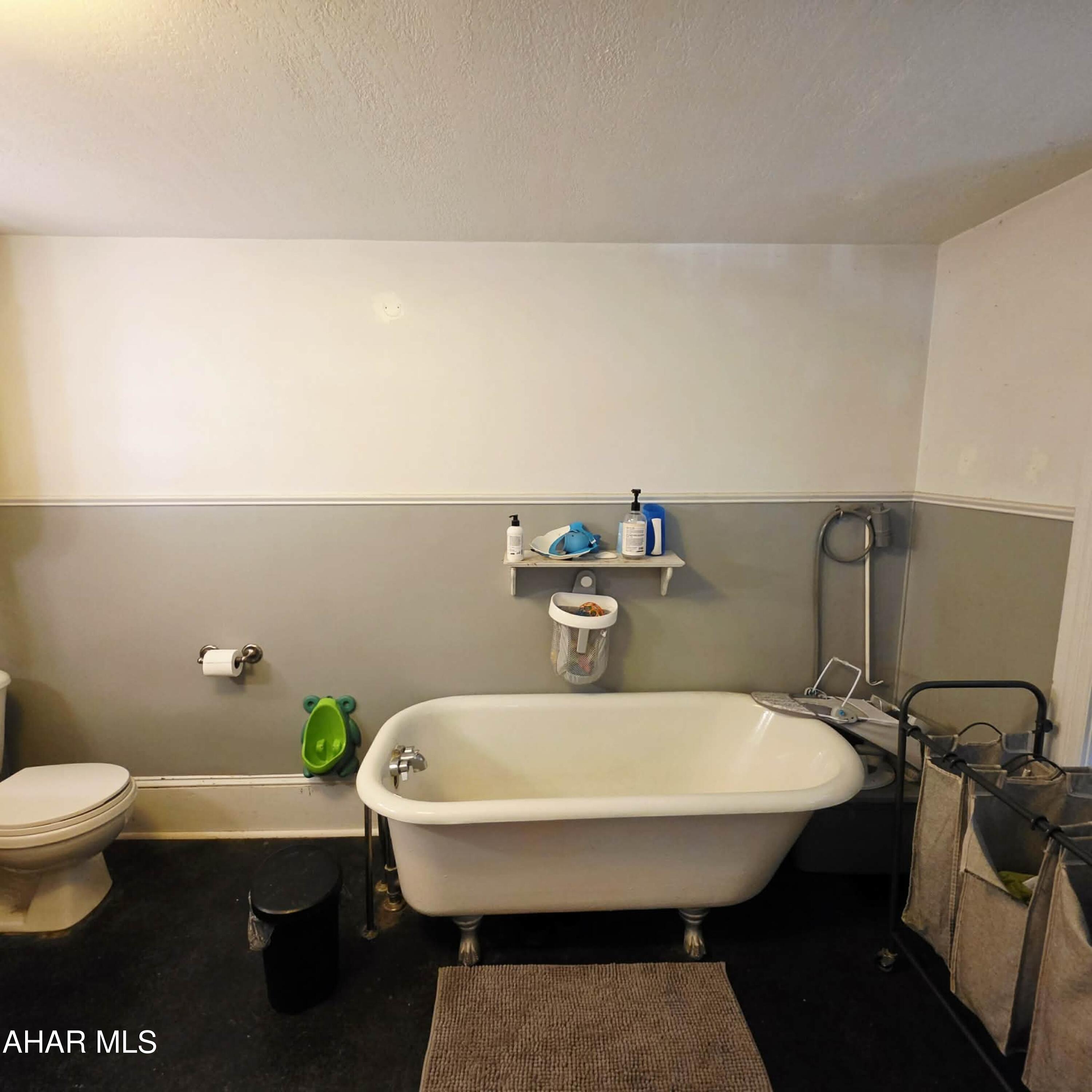 701 Sugar Street Roaring Spring, PA 16673 - Photo 13 of 27 Gallery Image 13