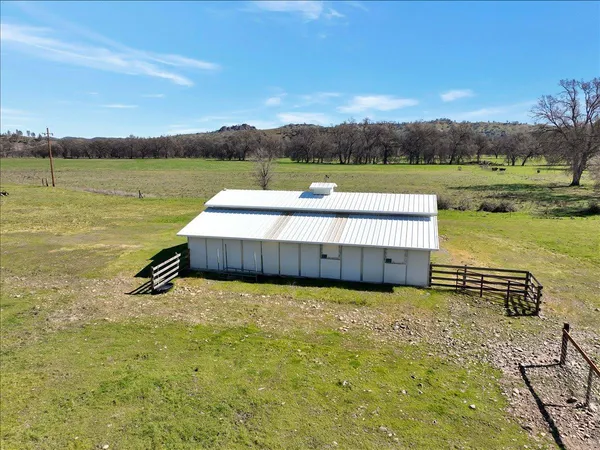 $875,000 | 480 County Road 306, Elk Creek, CA 95939
