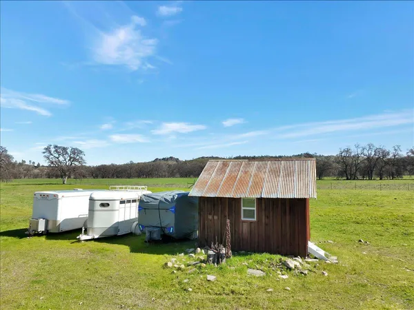 $875,000 | 480 County Road 306, Elk Creek, CA 95939
