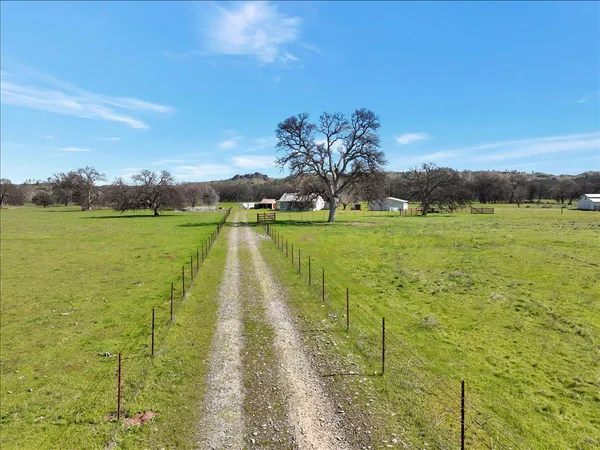 $875,000 | 480 County Road 306, Elk Creek, CA 95939
