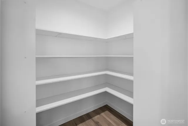 $379,000 | 1122 Ashley Way, Moses Lake, WA 98837