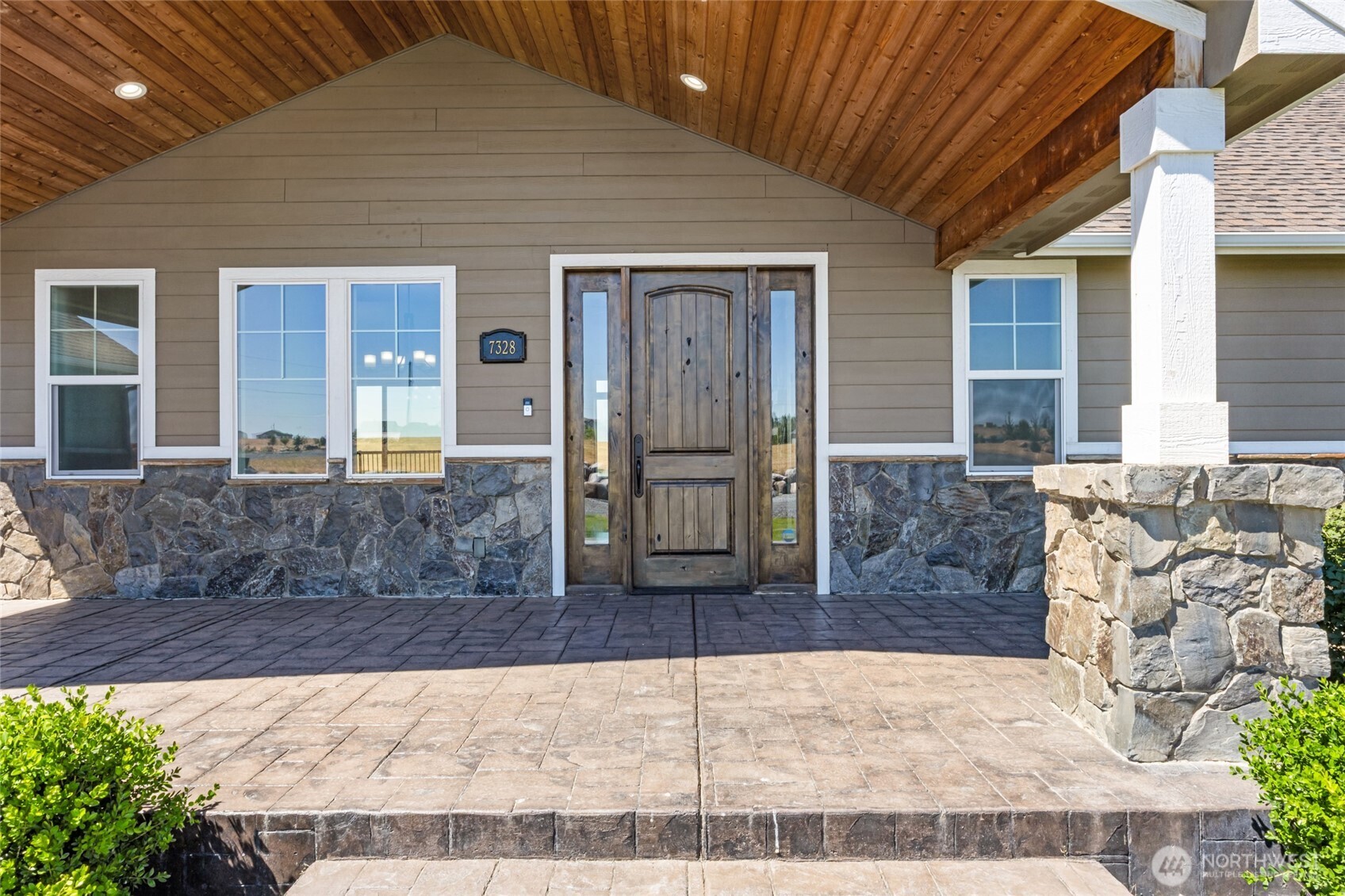 7328 Stonecrest Road Northeast Moses Lake, WA 98837 - Photo 5 of 40