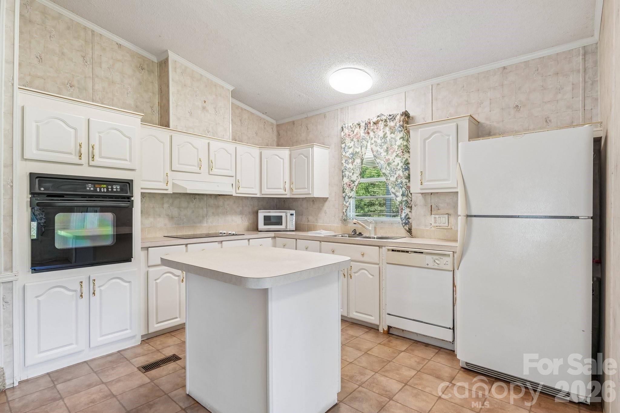 160 Allison Road Gaffney, SC 29341 - Photo 26 of 48