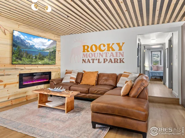 $1,295,000 | 407 Stanley Avenue, Estes Park, CO 80517