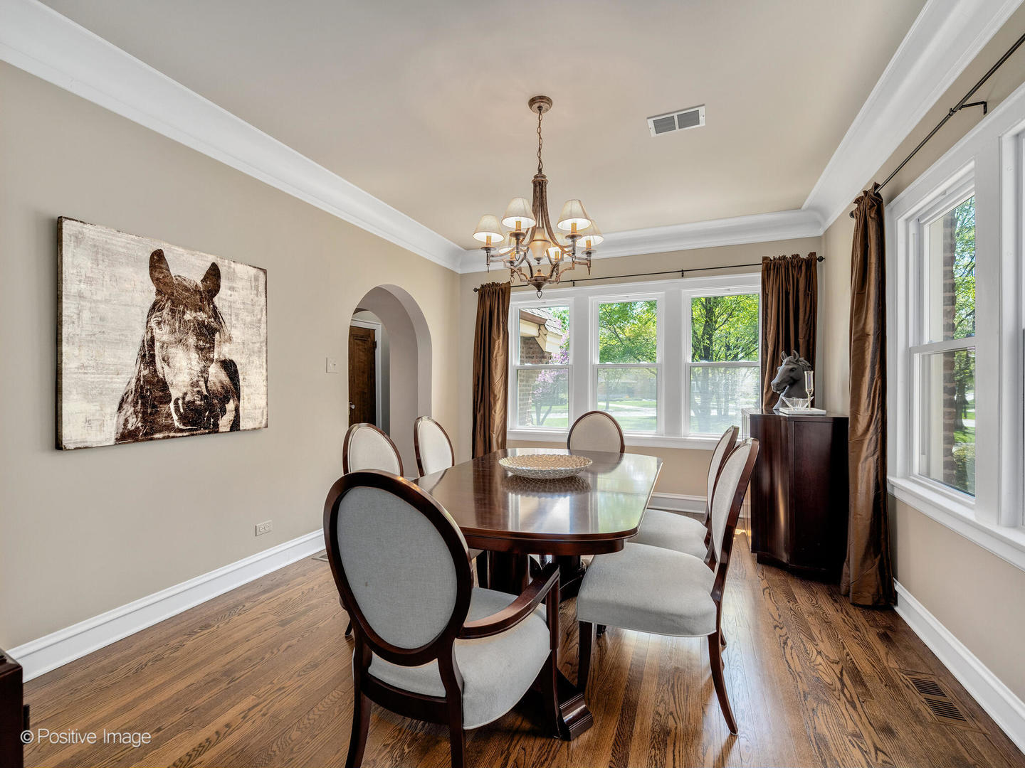 302 Southcote Road Riverside, IL 60546 - Photo 12 of 40 a dining room with furniture and window