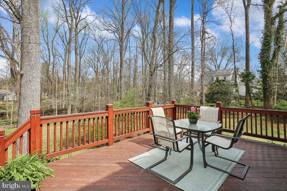 17413 Rio Dulce Court Olney, MD 20832 - Photo 22 of 85 Peffect for outdoor entertaining