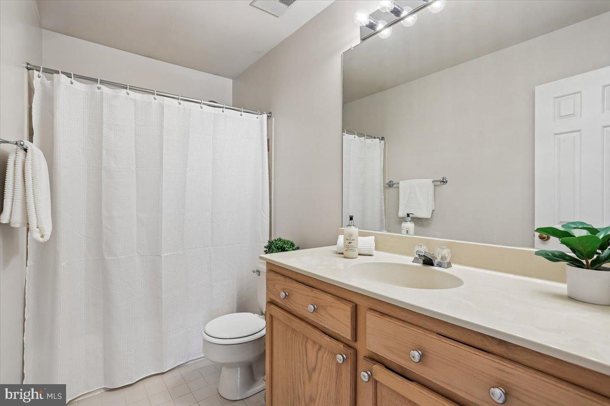 17413 Rio Dulce Court Olney, MD 20832 - Photo 44 of 85 Hall full bathroom