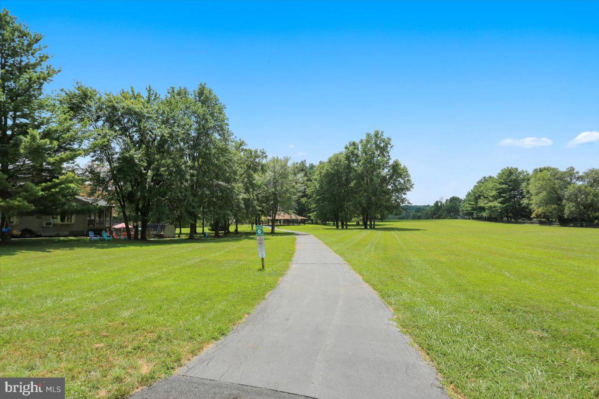 17413 Rio Dulce Court Olney, MD 20832 - Photo 81 of 85 Walking path