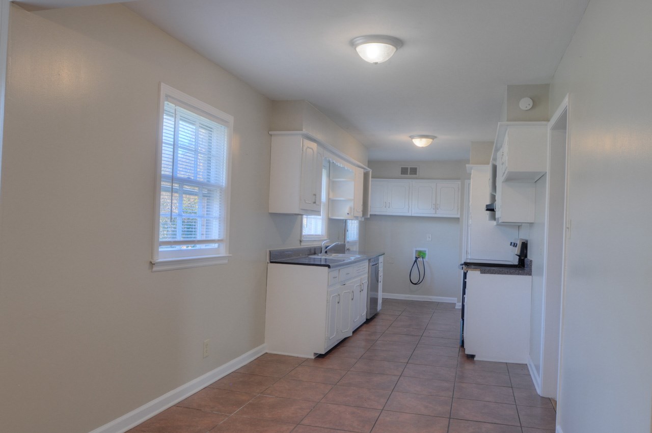 2082 Finley Road Memphis, TN 38116 - Photo 5 of 24 Gallery Image 5