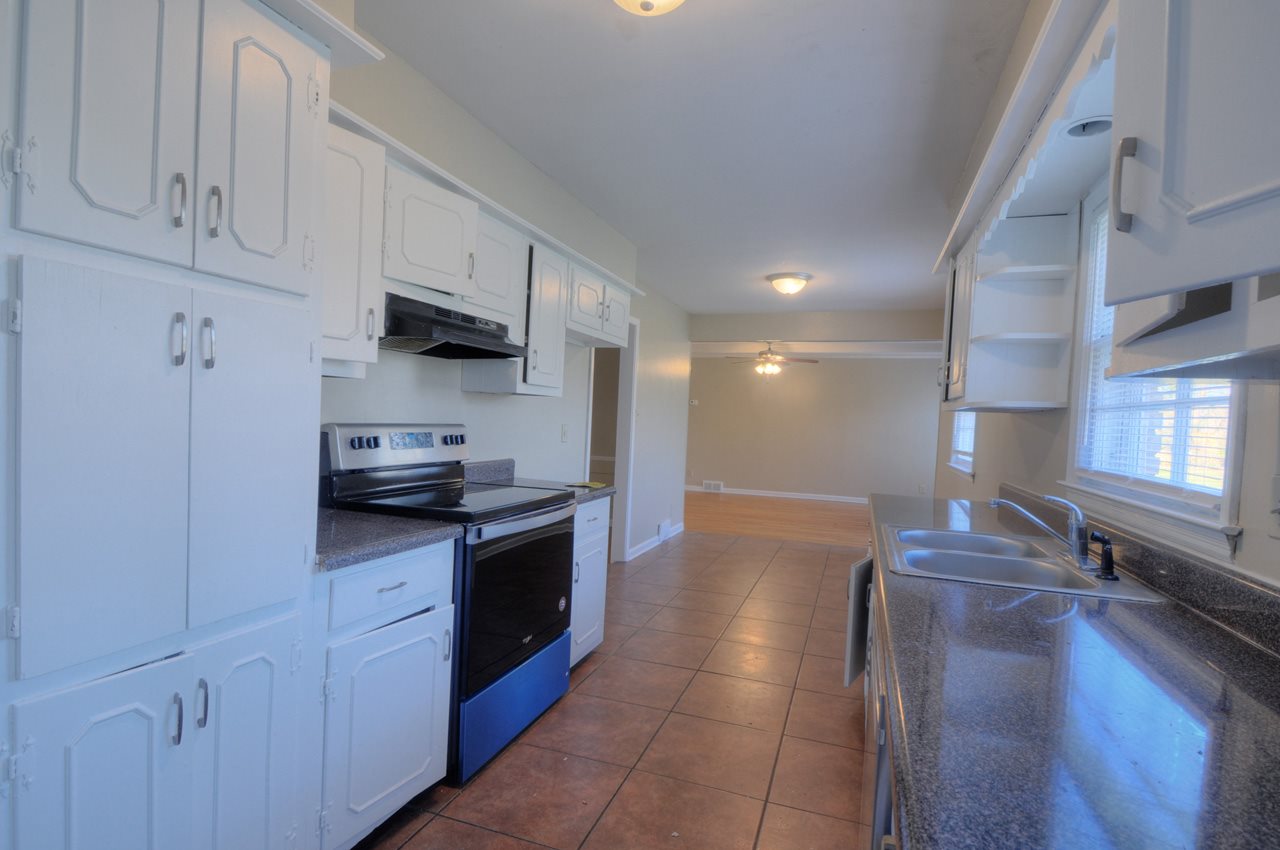 2082 Finley Road Memphis, TN 38116 - Photo 7 of 24 Gallery Image 7