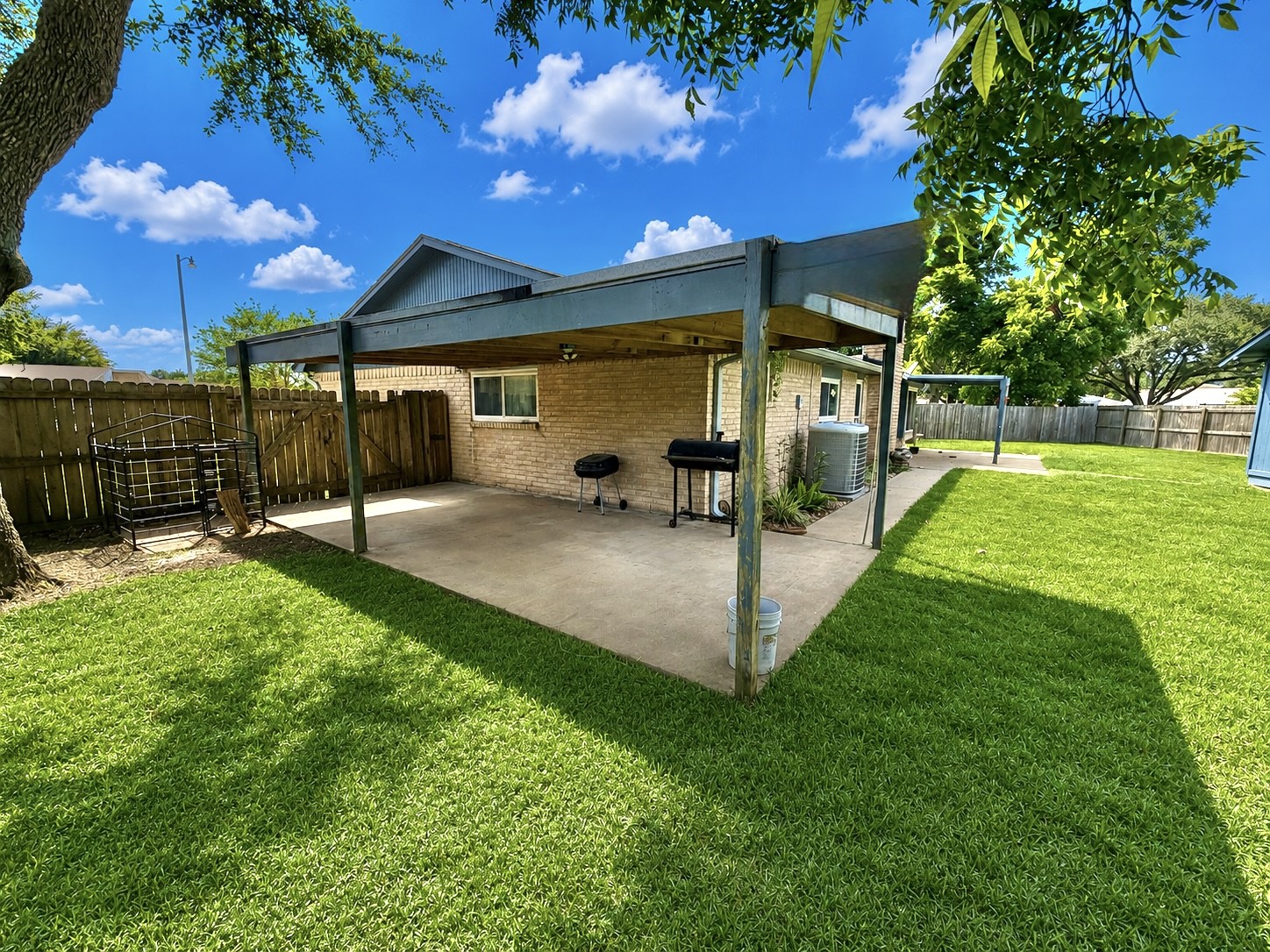 10 Lobo Court Angleton, TX 77515 - Photo 23 of 25