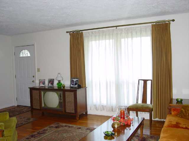 4902 Andrew Road Columbus, OH 43227 - Photo 5 of 10 Gallery Image 5