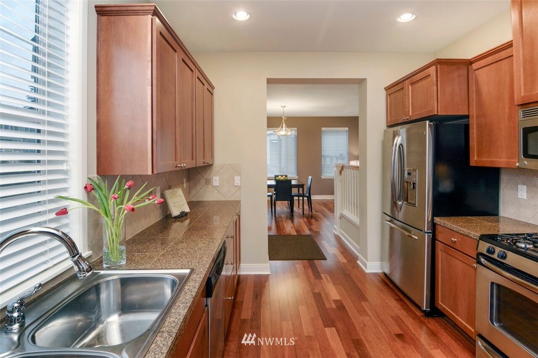 3605 183rd Street Southeast Bothell, WA 98012 - Photo 9 of 24