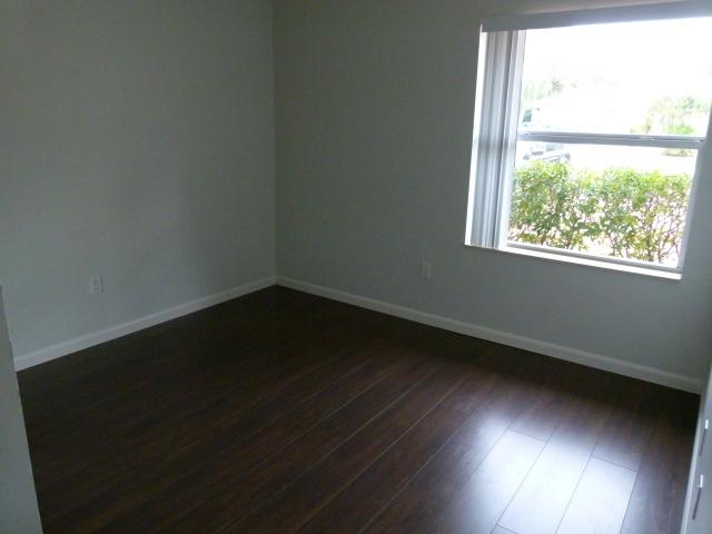 17581 Weeping Willow Trail Boca Raton, FL 33487 - Photo 6 of 12 guest bedroom1