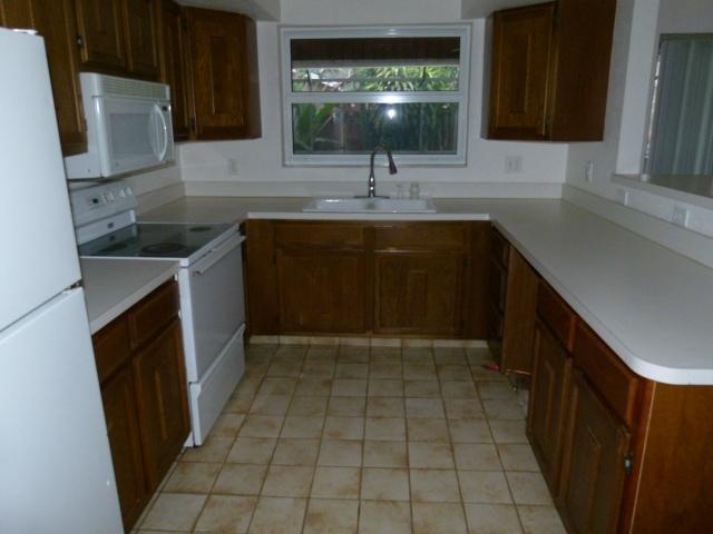 17581 Weeping Willow Trail Boca Raton, FL 33487 - Photo 7 of 12 kitchen