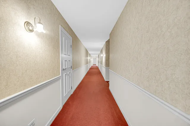 $183,000 | 521 Coventry Lane, Unit 12, Crystal Lake, IL 60014