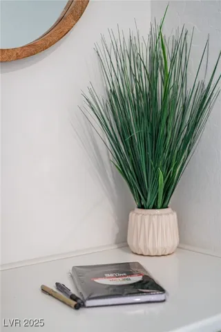 $2,400 | 10718 Lilestone Court, Las Vegas, NV 89166