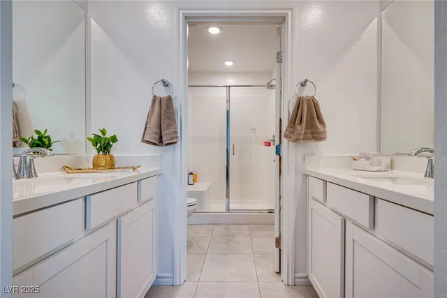 $2,400 | 10718 Lilestone Court, Las Vegas, NV 89166