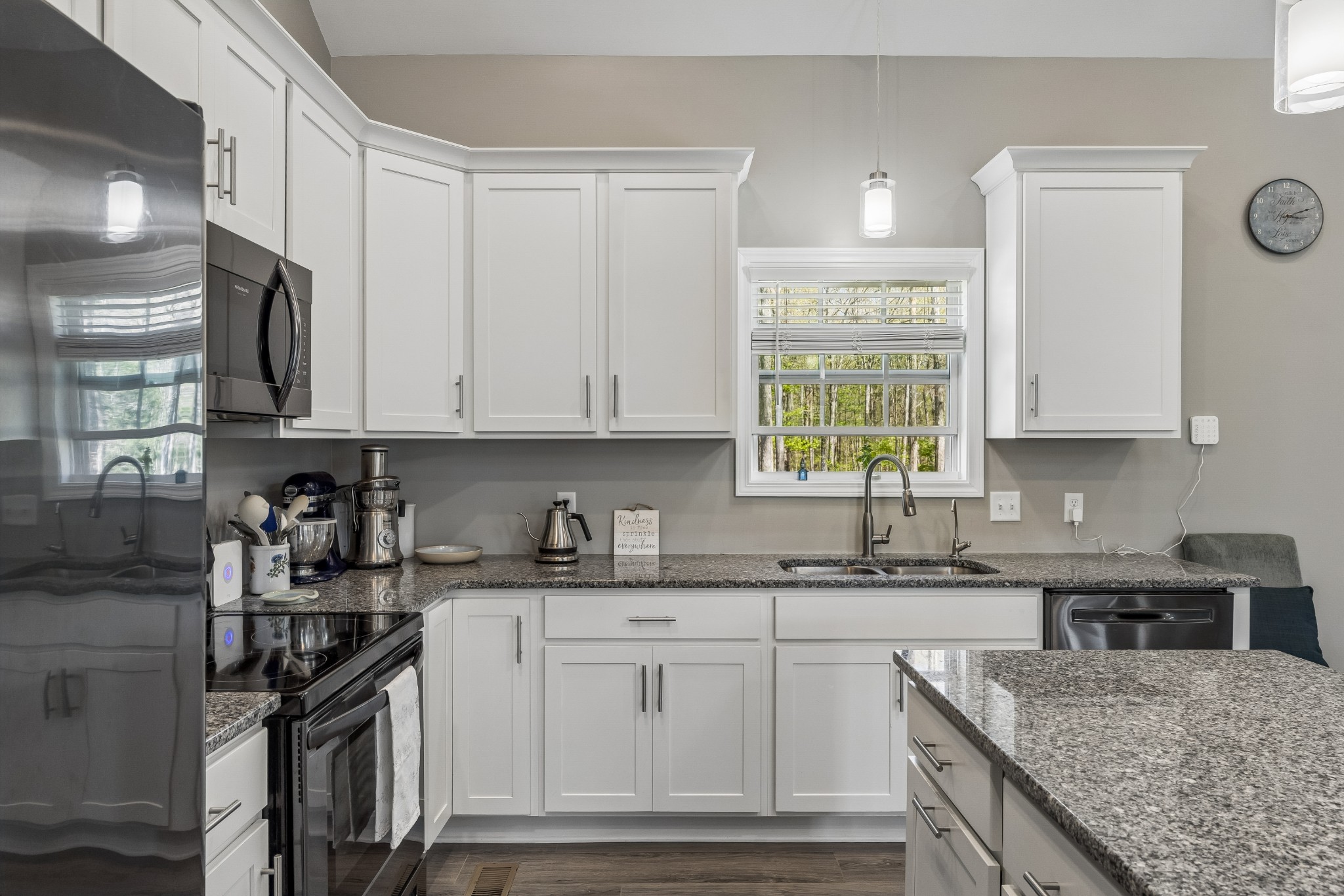 109 Duke Road Dickson, TN 37055 - Photo 11 of 29