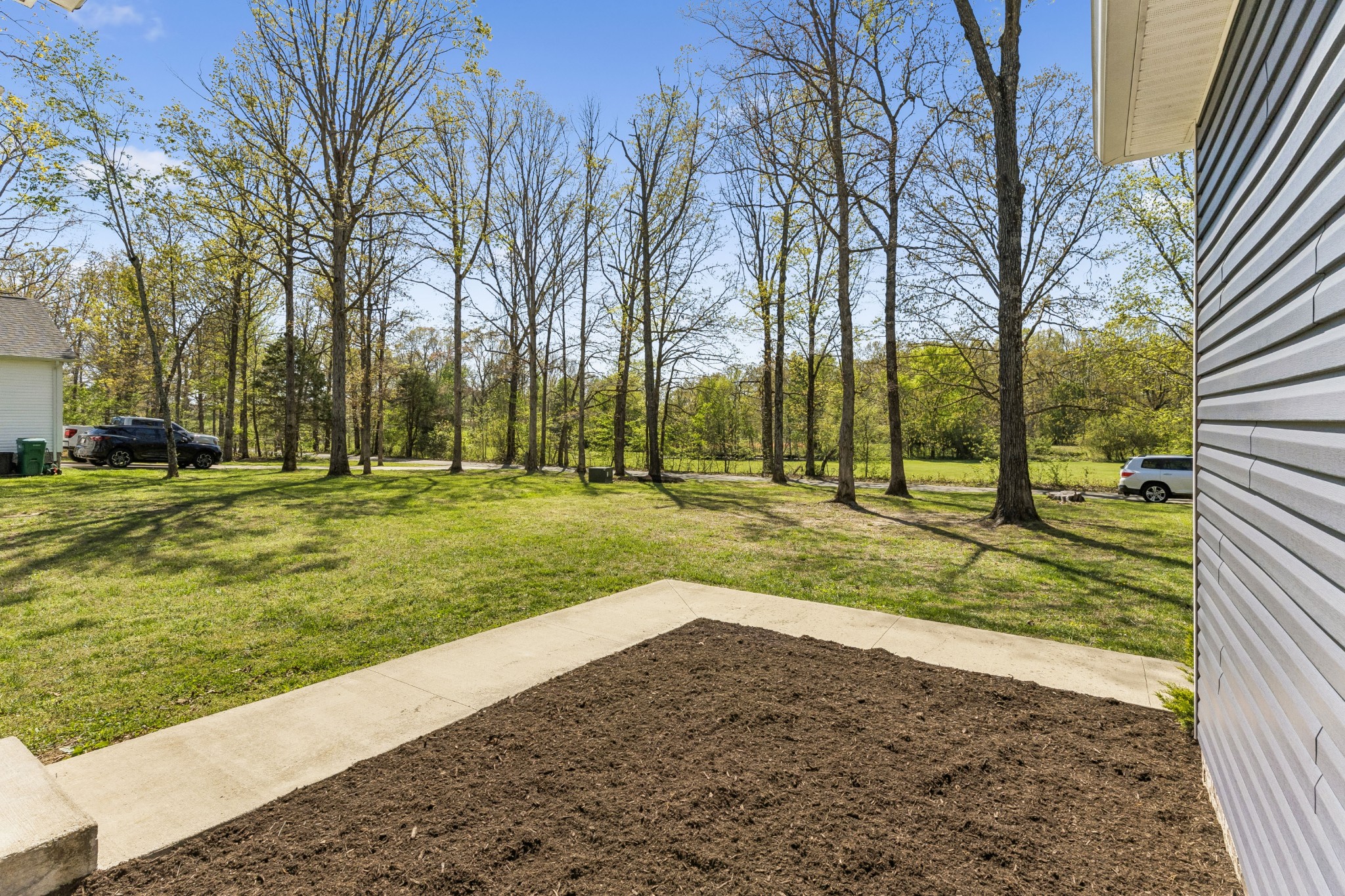 109 Duke Road Dickson, TN 37055 - Photo 2 of 29