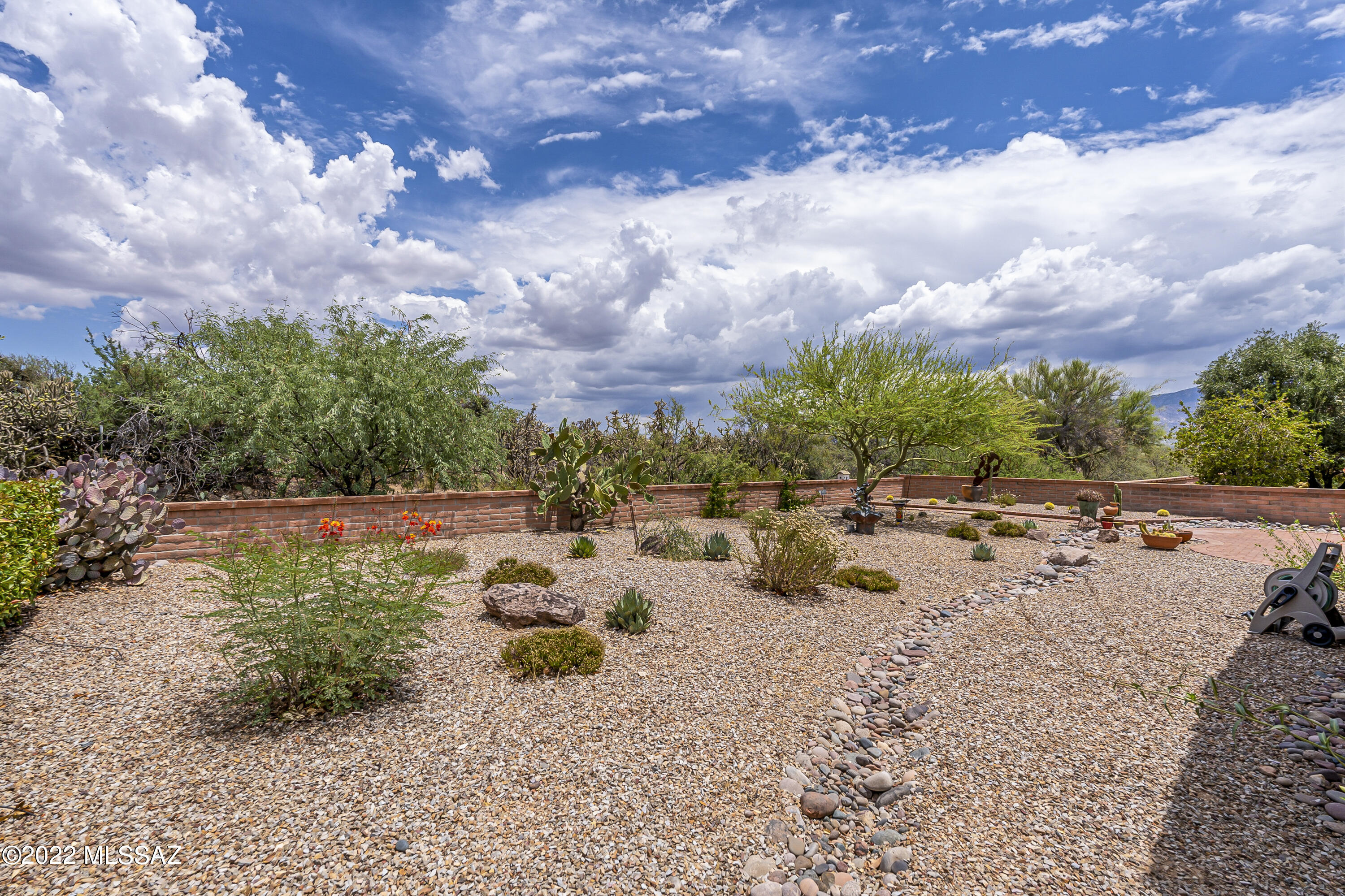 1589 East Crown Ridge Way Tucson, AZ 85755 - Photo 44 of 50
