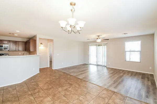 $1,940 | 1126 East Daniella Drive, San Tan Valley, AZ 85140