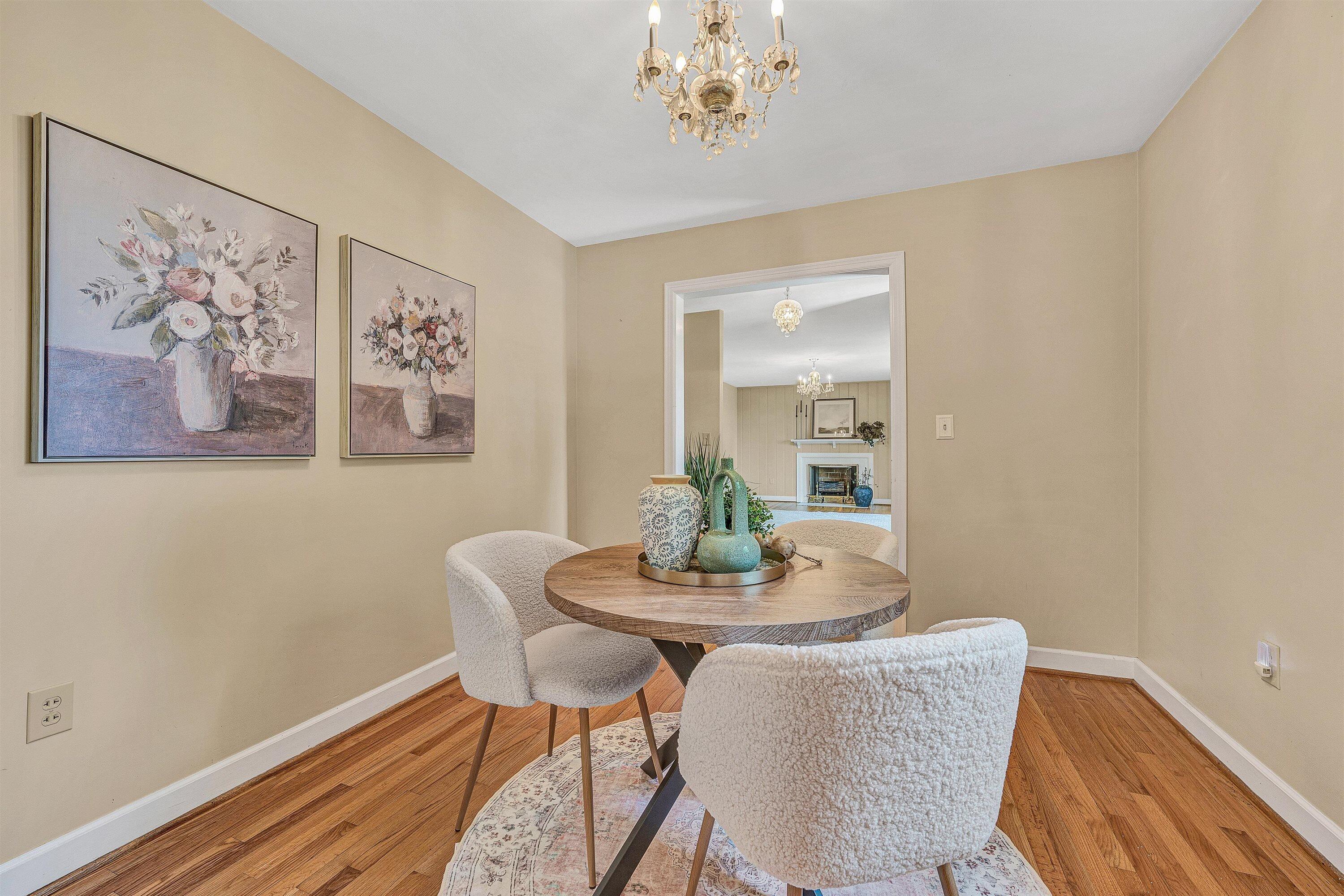 423 Highfield Road Salem, VA 24153 - Photo 9 of 45 07-DSC08947