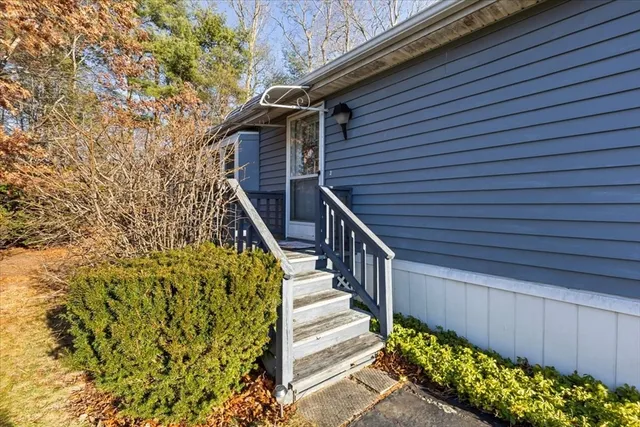 $220,000 | 16 Liberty Street, West Bridgewater, MA 02379