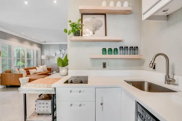 $2,500 | 3421 Norfolk Street, Unit C, Pompano Beach, FL 33062