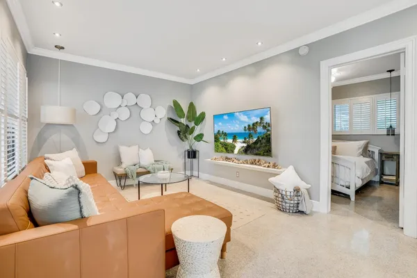 $2,500 | 3421 Norfolk Street, Unit C, Pompano Beach, FL 33062